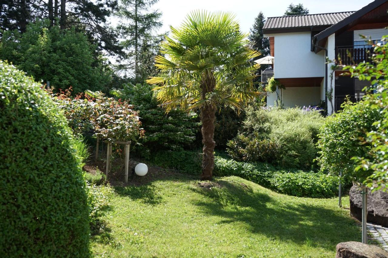 Gaestehaus Am Fuerstweg Heuchelheim-Klingen Ngoại thất bức ảnh