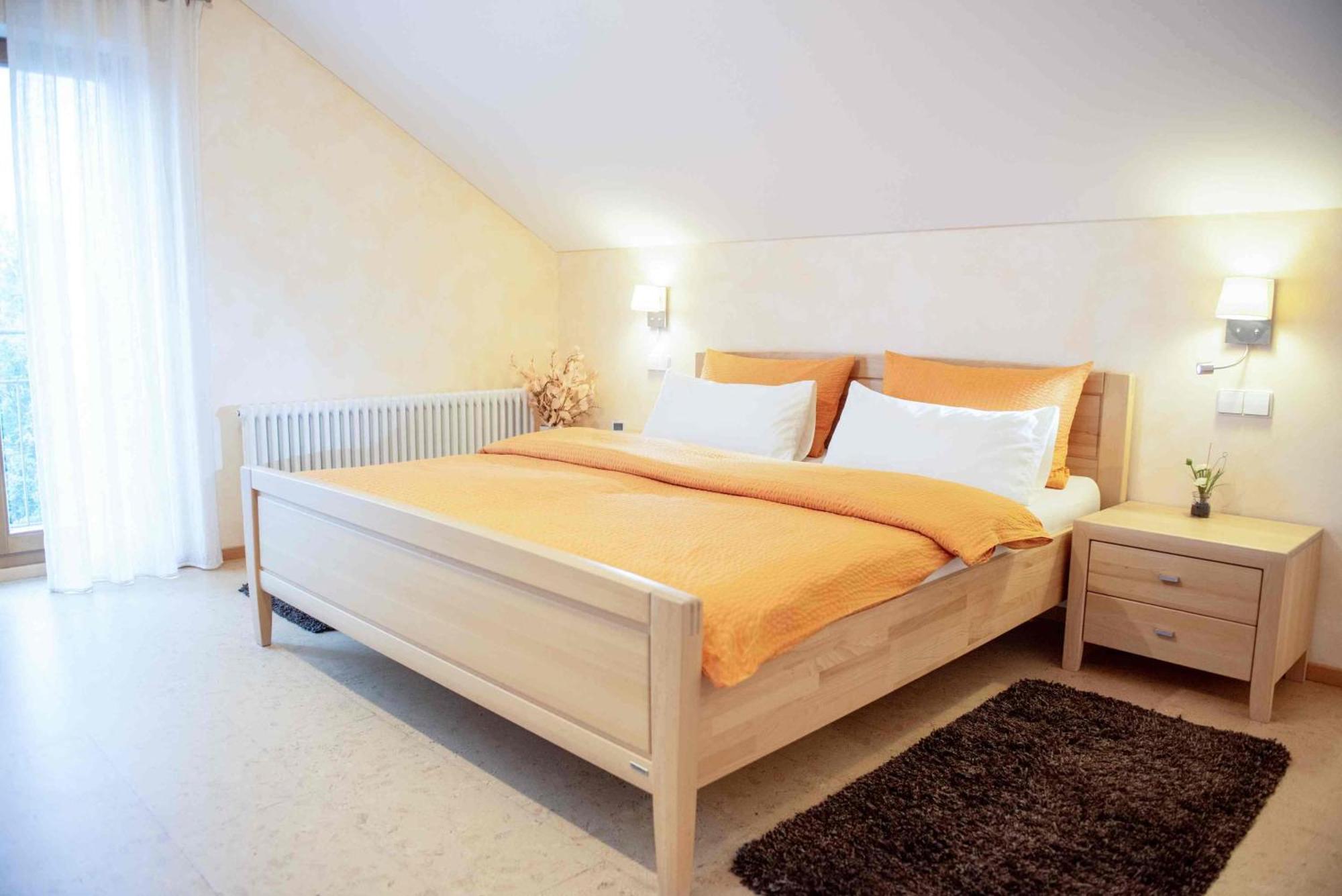 Gaestehaus Am Fuerstweg Heuchelheim-Klingen Ngoại thất bức ảnh